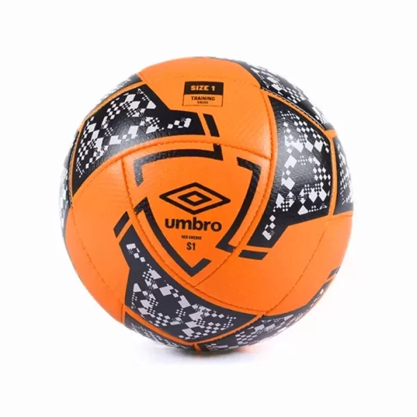 Pelota Futbol 11 Umbro Neo Swerve Nº5 Cancha Cesped - Imagen 4